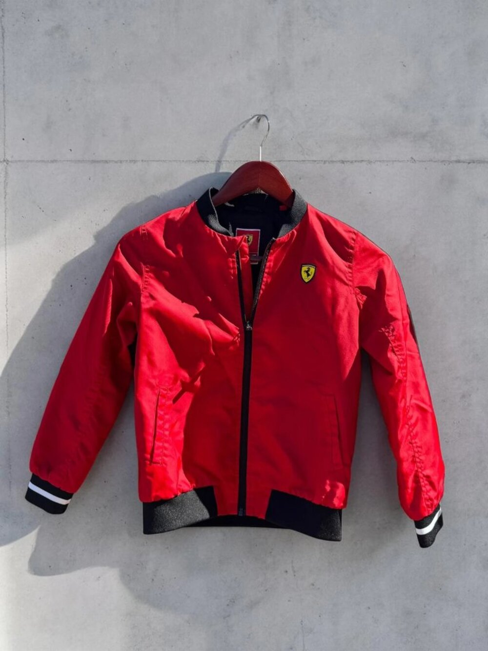 Scuderia Ferrari Kids Bomber Jacket Red Size 9/10 Official